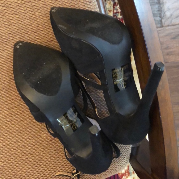 ModCloth TG Bow Heels Black Suede Size 7 - Picture 4 of 4